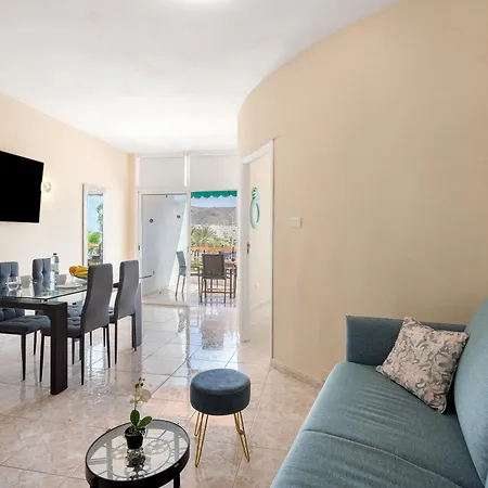 Apartment Cristianmar Frontline Sea View