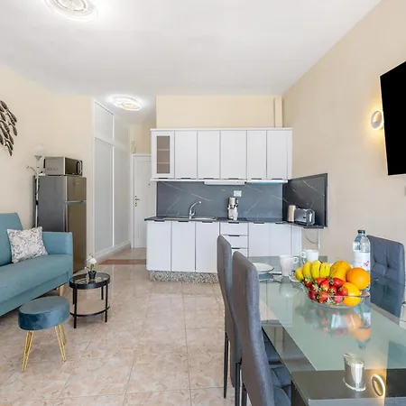 Cristianmar Frontline Sea View Apartment Los Cristianos (Tenerife)
